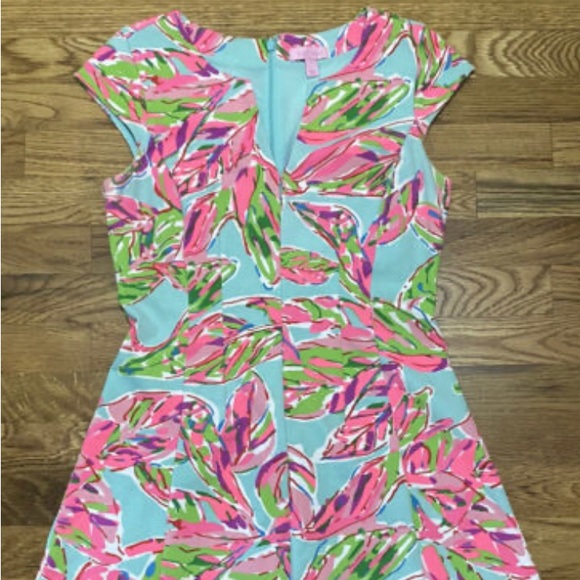 Lily Pulitzer shift dress🌷💐 - Picture 2 of 4